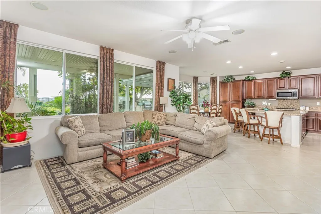 36301 Bay Hill Drive, Beaumont, California 92223 home-pic-13