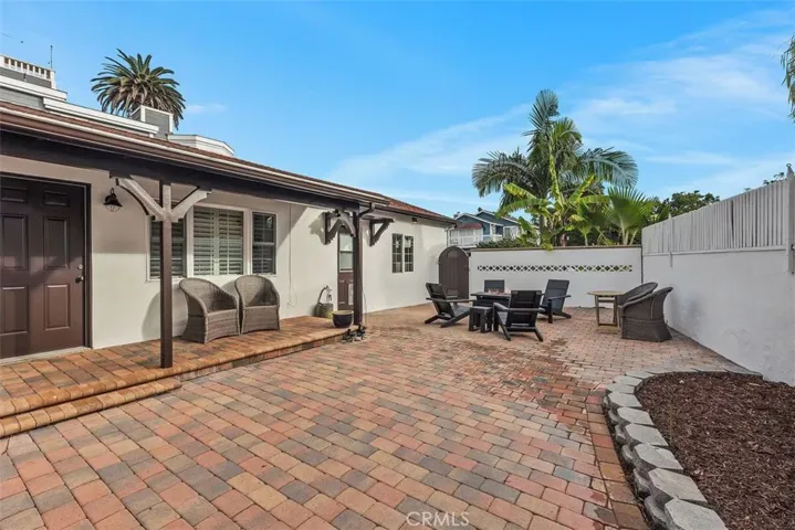 228 W Mariposa, San Clemente, California 92672