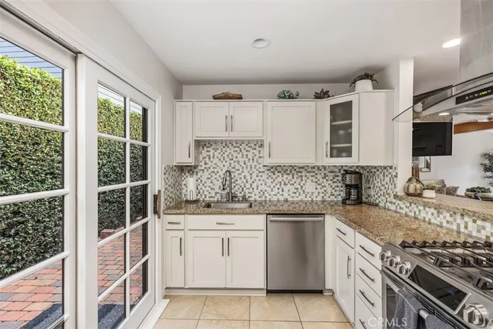 228 W Mariposa, San Clemente, California 92672