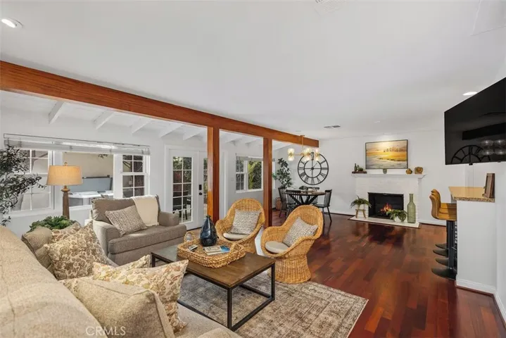 228 W Mariposa, San Clemente, California 92672