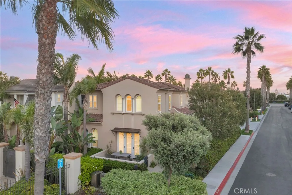 21331 Balerma Lane, Huntington Beach, California 92648 home-pic-3