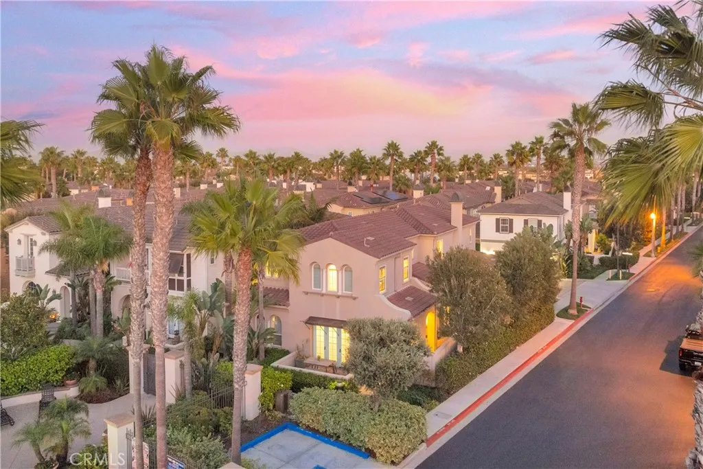 21331 Balerma Lane, Huntington Beach, California 92648 home-pic-1