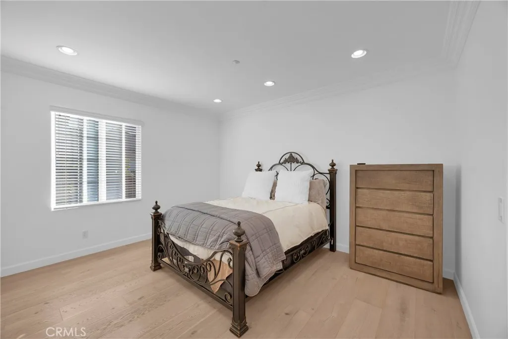 21331 Balerma Lane, Huntington Beach, California 92648 home-pic-47