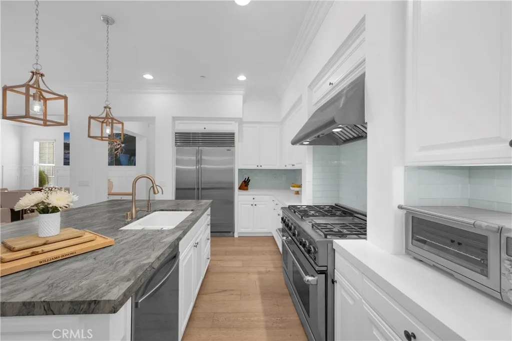 21331 Balerma Lane, Huntington Beach, California 92648 home-pic-25