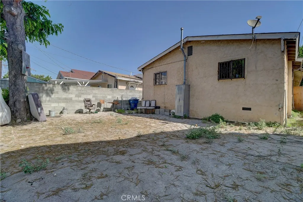 834 E 33rd Street, Los Angeles, California 90011 home-pic-8