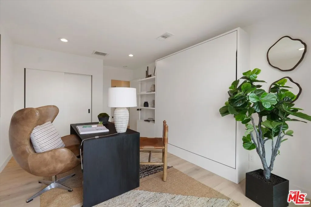 5255 Veronica Street, Los Angeles, California 90008 home-pic-47