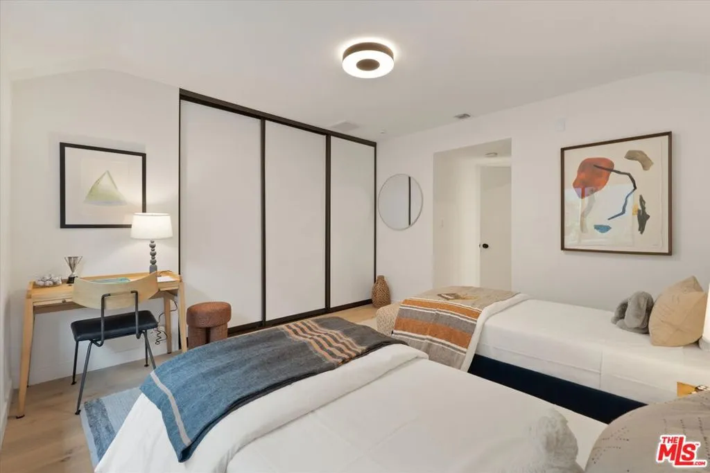 5255 Veronica Street, Los Angeles, California 90008 home-pic-53