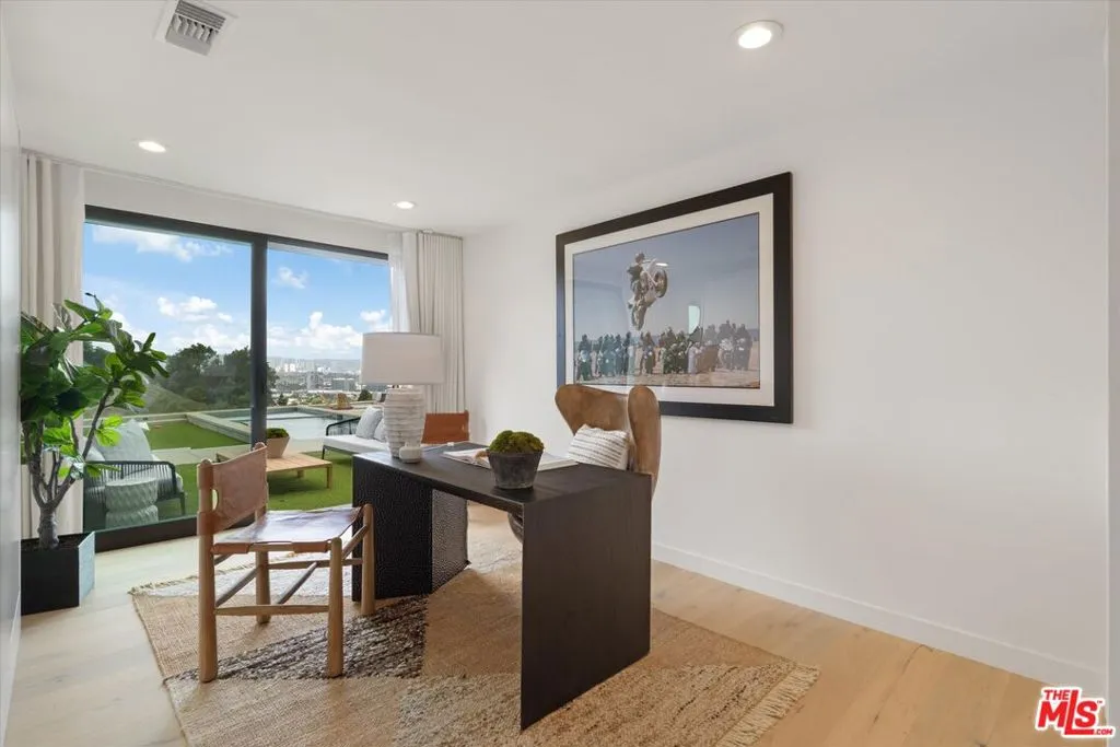 5255 Veronica Street, Los Angeles, California 90008 home-pic-48