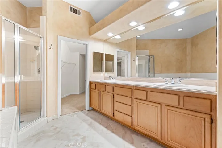 Primary Bath with Dual Sinks