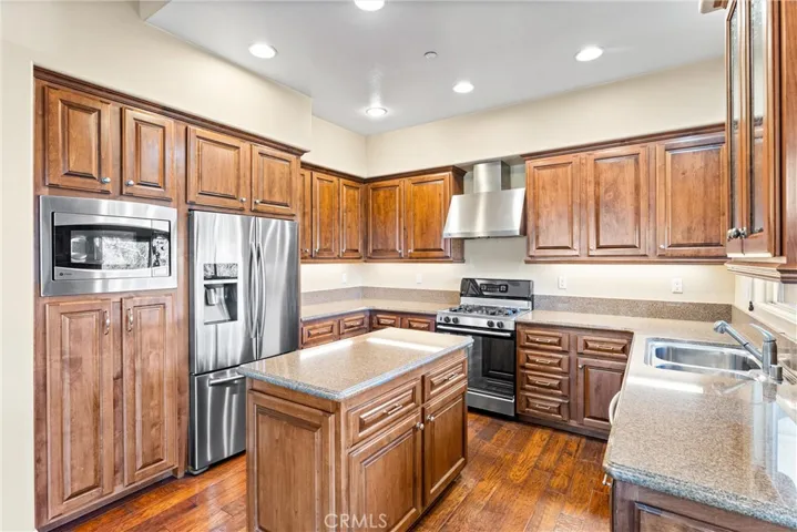275 S San Vicente, Anaheim Hills, California 92807
