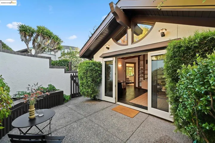 Front of house with patio / terrace