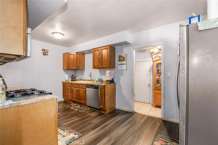 1138 Acacia Street, Corona, California 92879