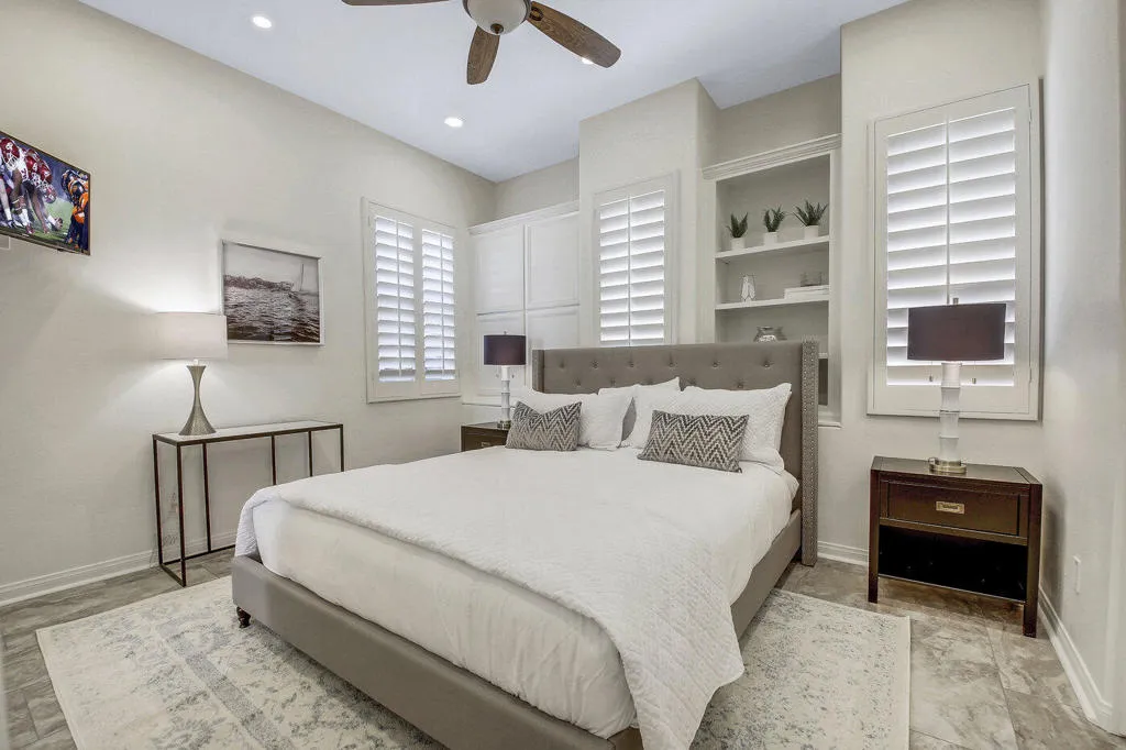 Casita Room 2