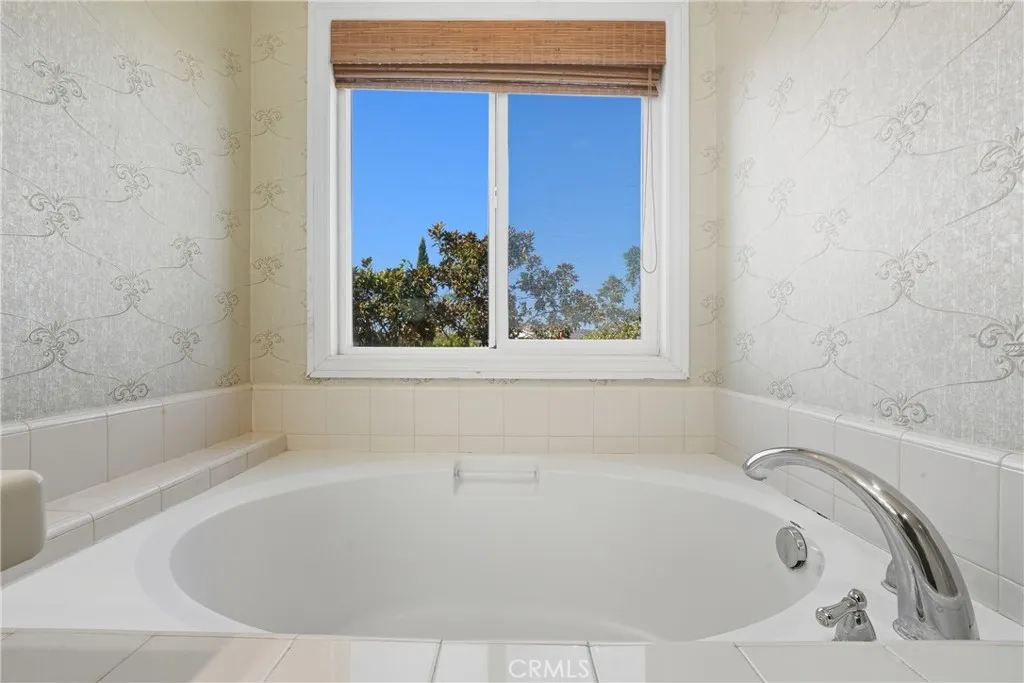 27591 Kathy, Laguna Niguel, California 92677 home-pic-37