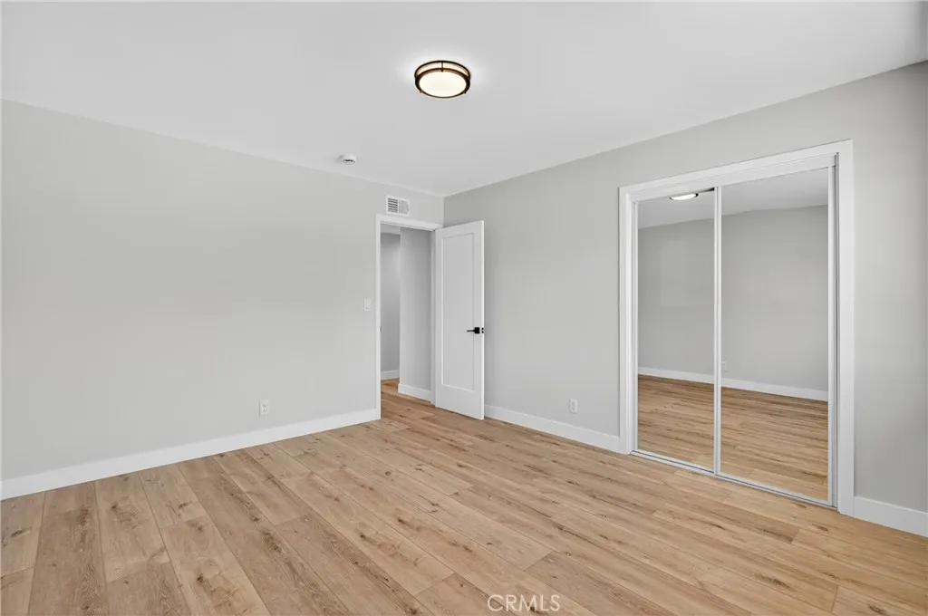 1182 El Monte, Simi Valley, California 93065 home-pic-32