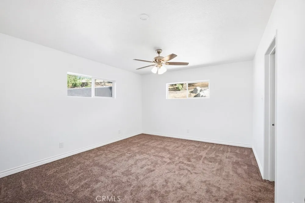 17380 Mockingbird Canyon, Riverside, California 92504 home-pic-35