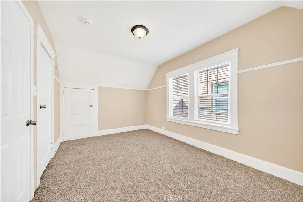 2256 W 28th Street, Los Angeles, California 90018 home-pic-21