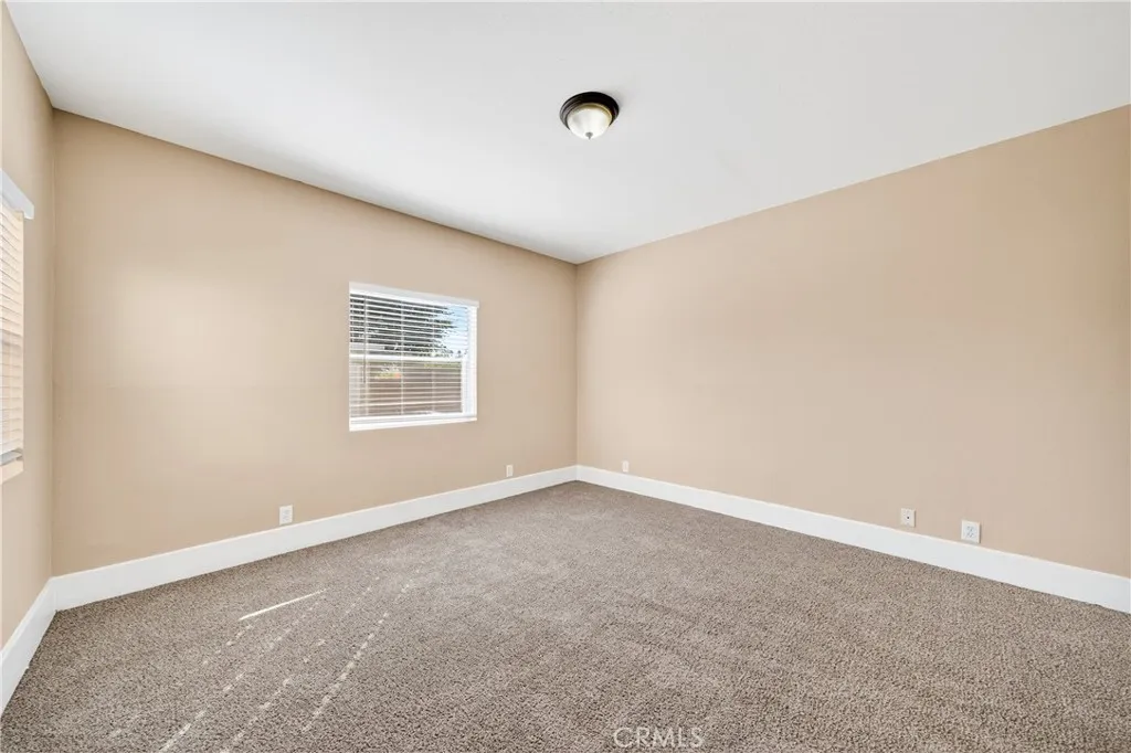 2256 W 28th Street, Los Angeles, California 90018 home-pic-28