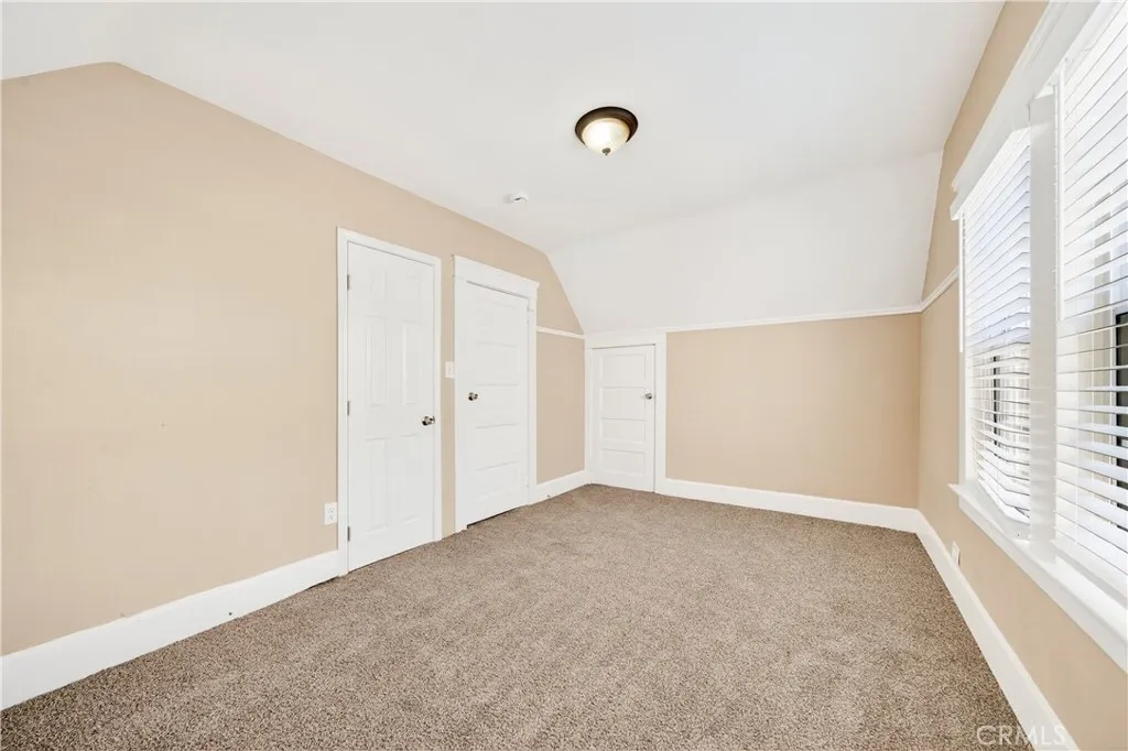2256 W 28th Street, Los Angeles, California 90018 home-pic-20