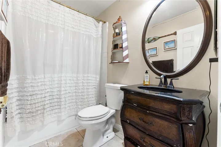 Downstairs full bathroom