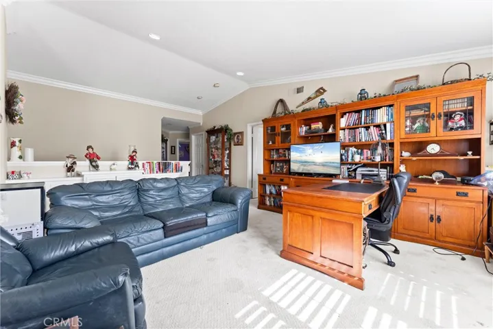 Loft/Flex space