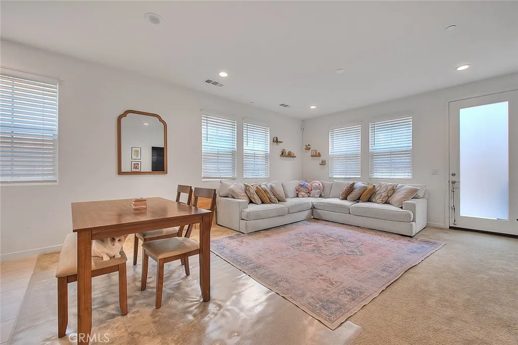 2945 E Merritt Paseo, Ontario, California 91761 home-pic-9
