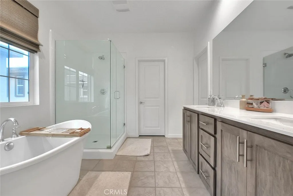 2945 E Merritt Paseo, Ontario, California 91761 home-pic-18