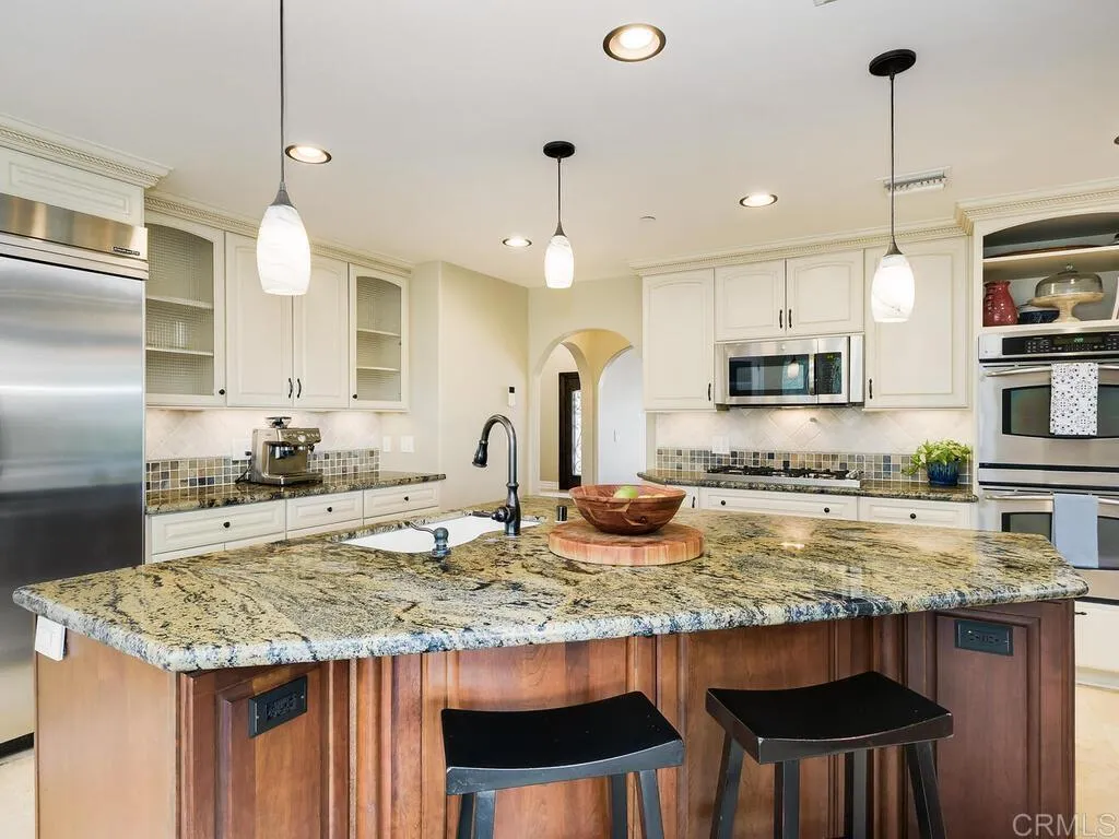 3347 Yucca Ter, Fallbrook, California 92028 home-pic-16