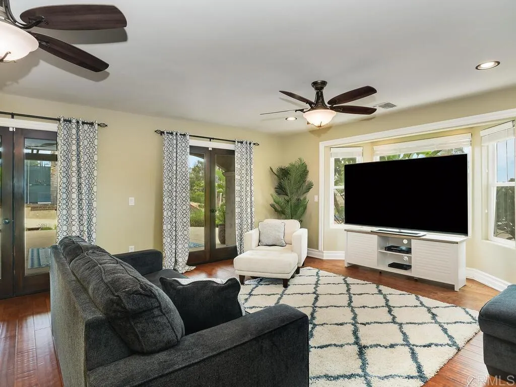 3347 Yucca Ter, Fallbrook, California 92028 home-pic-23