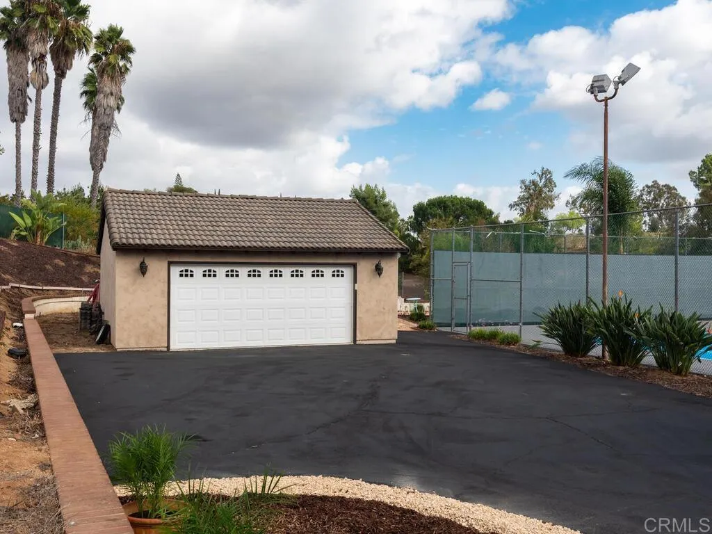 3347 Yucca Ter, Fallbrook, California 92028 home-pic-60