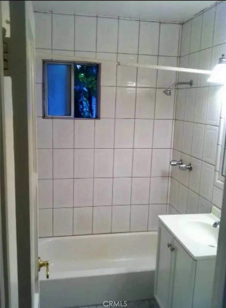 1438 S Woods, East Los Angeles, California 90022 home-pic-8