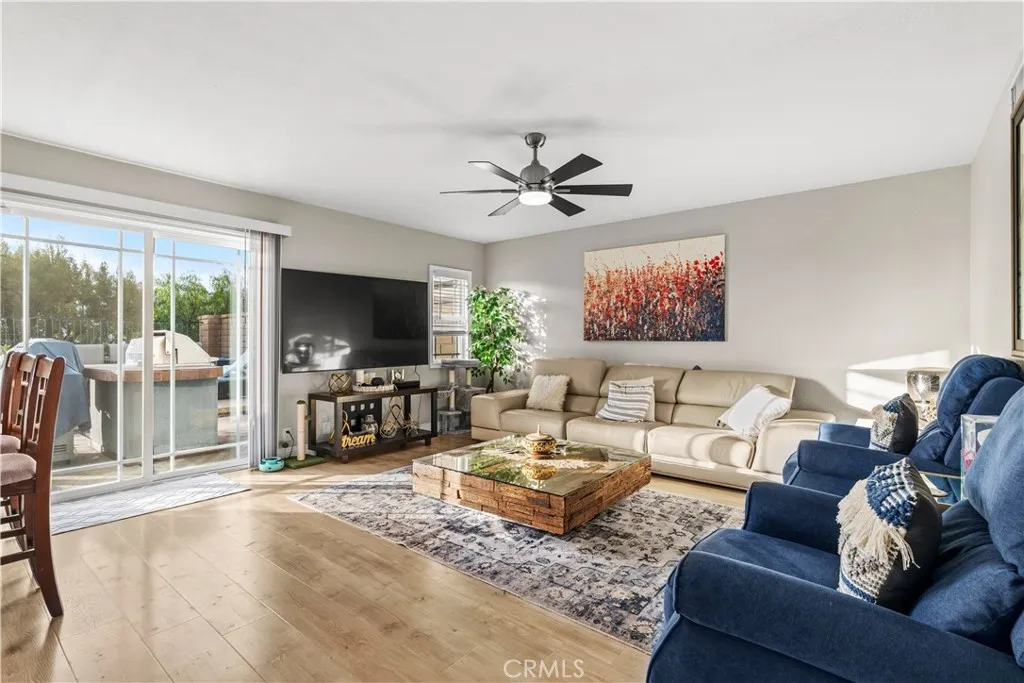 21741 Jornada, Mission Viejo, California 92692 home-pic-3