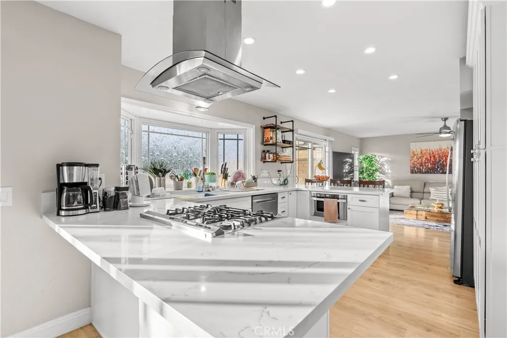 21741 Jornada, Mission Viejo, California 92692 home-pic-4