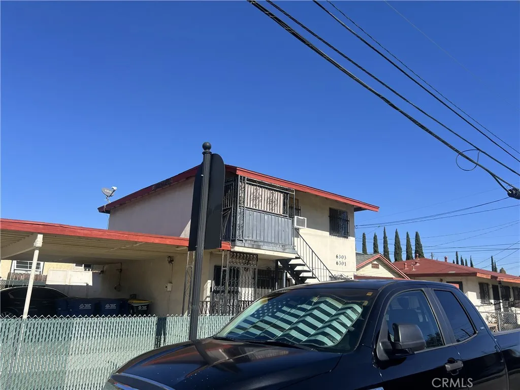 678 Saybrook, Los Angeles, California 90022 home-pic-3