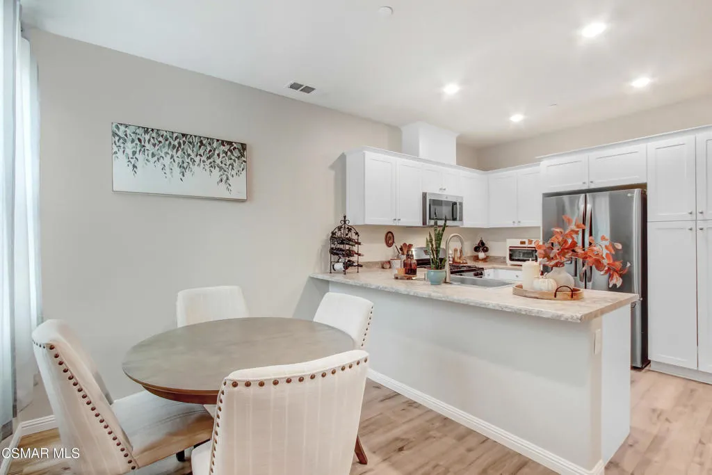 30485 Uniontown Way, Menifee, California 92584 home-pic-3