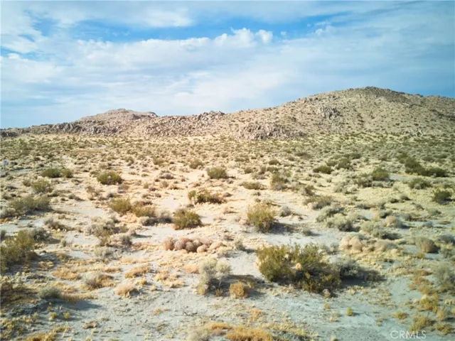 5 Saint Anthony, El Mirage, California 92301