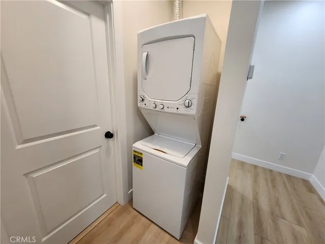 STACKED WASHER AND DRYER