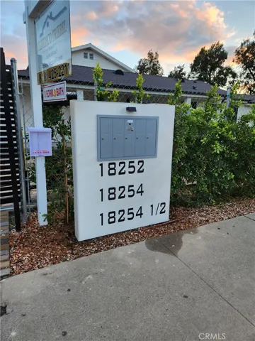 MAILBOXES