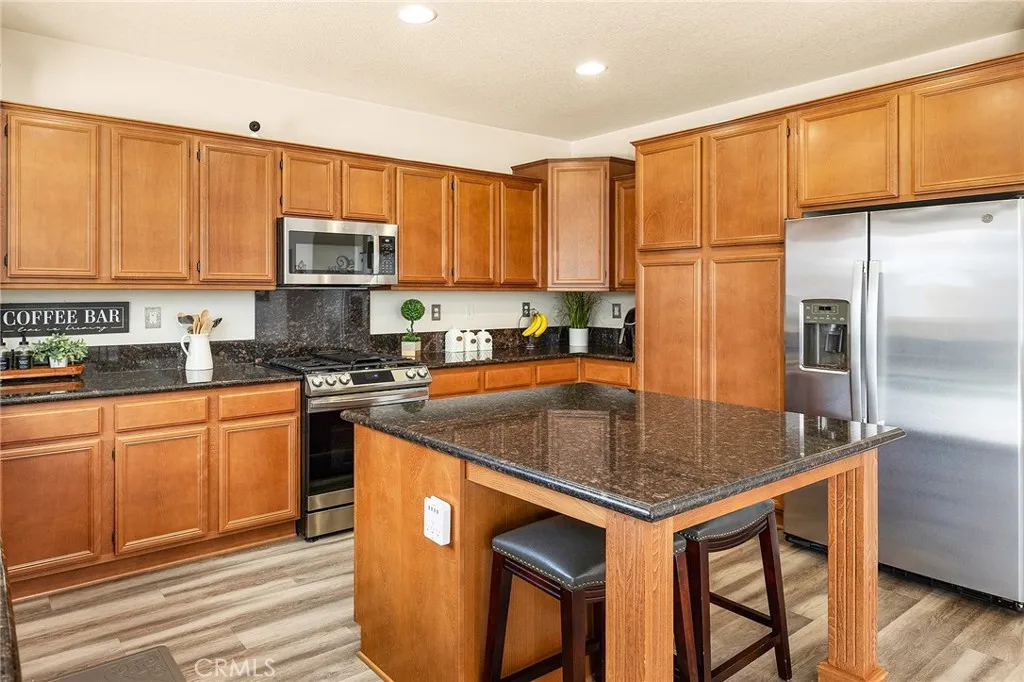169 Carnelian Court, Hemet, California 92543 home-pic-15
