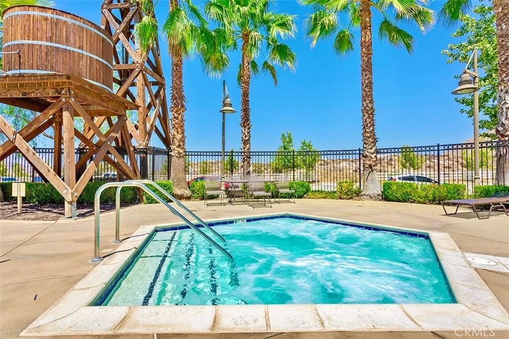169 Carnelian Court, Hemet, California 92543 home-pic-46