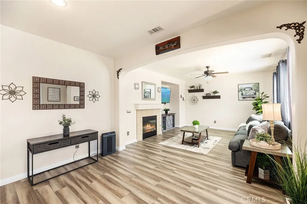 169 Carnelian Court, Hemet, California 92543 home-pic-8
