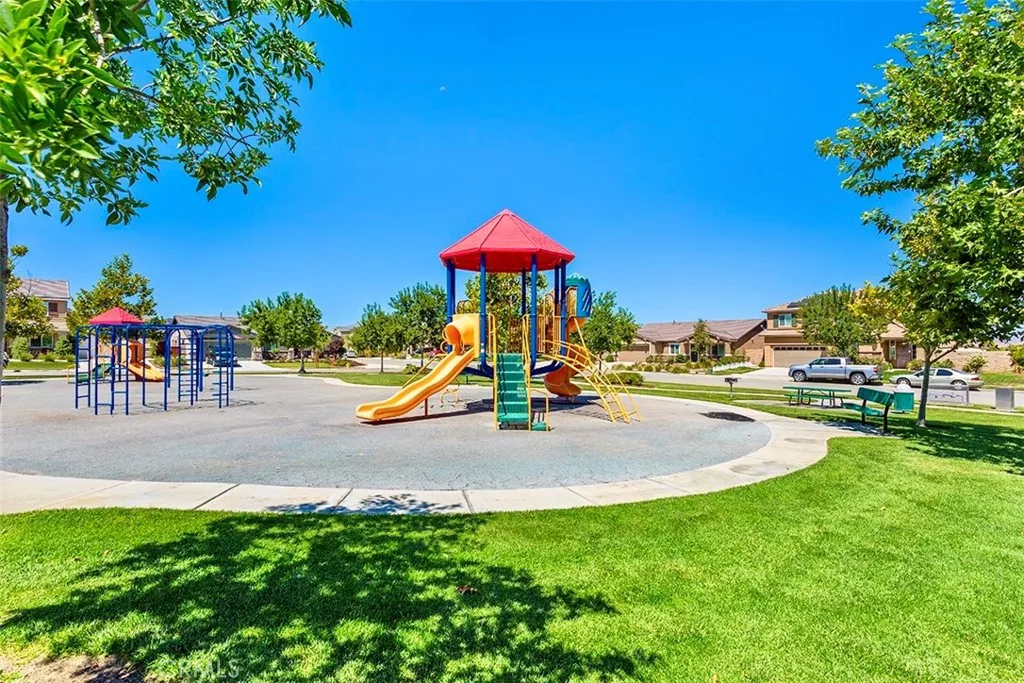 169 Carnelian Court, Hemet, California 92543 home-pic-51