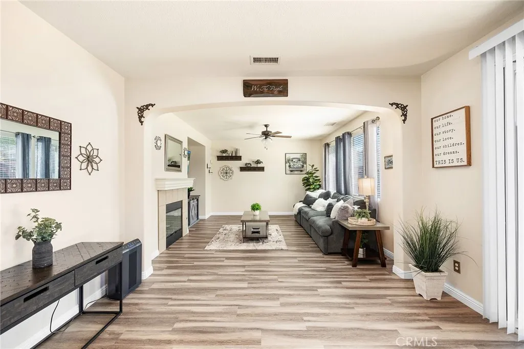 169 Carnelian Court, Hemet, California 92543 home-pic-7