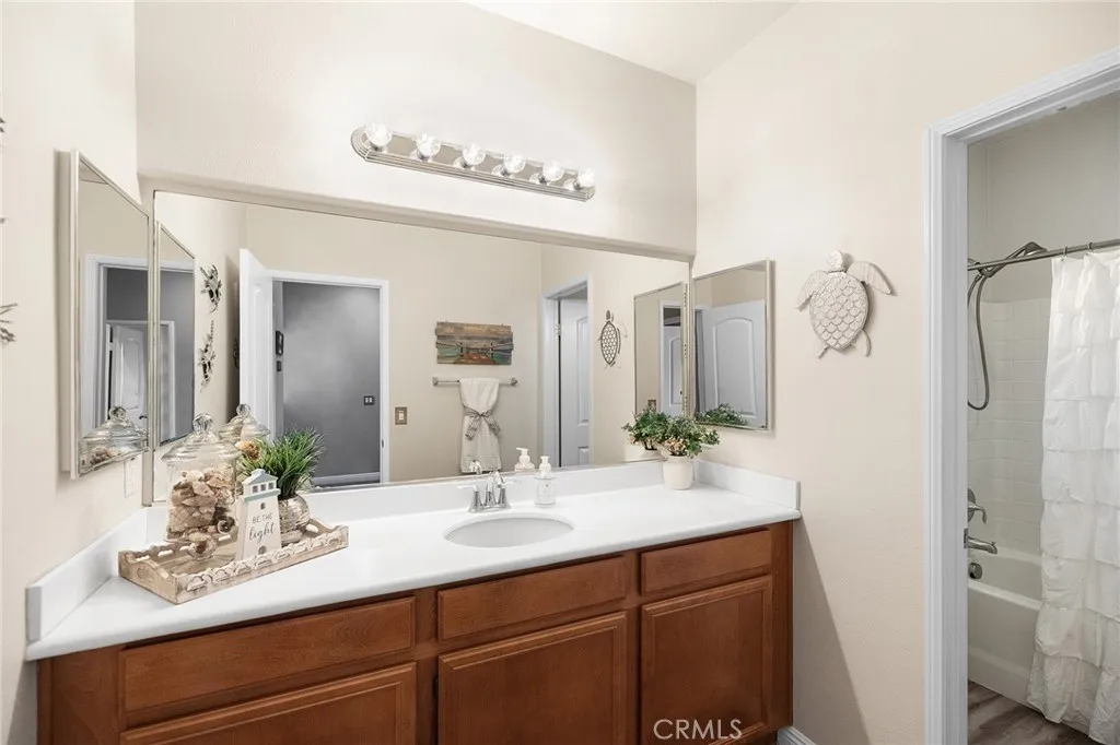 169 Carnelian Court, Hemet, California 92543 home-pic-21