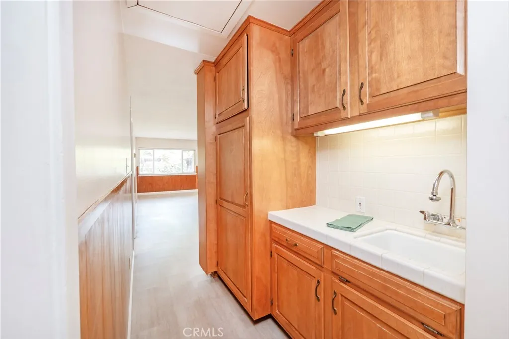 1736 Sumner, Claremont, California 91711 home-pic-24