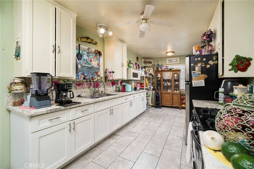 757 E Bonnie Brae, Ontario, California 91764 home-pic-7