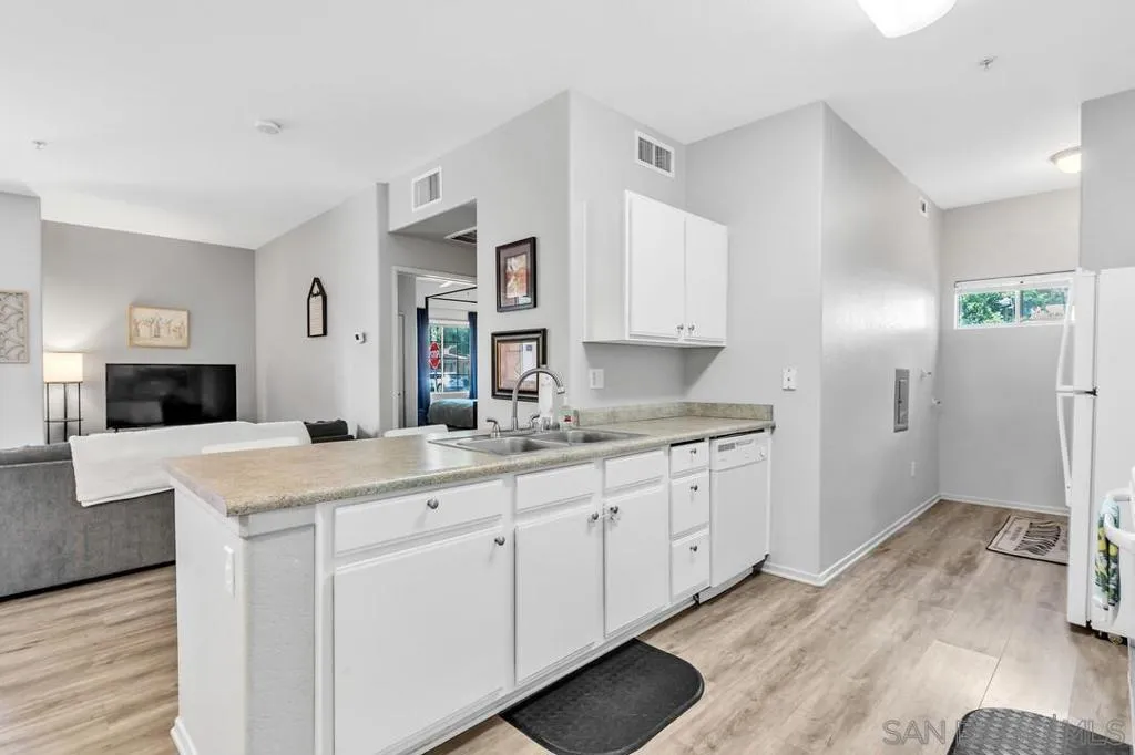 24909 Madison Avenue 3513, Murrieta, California 92562 home-pic-10