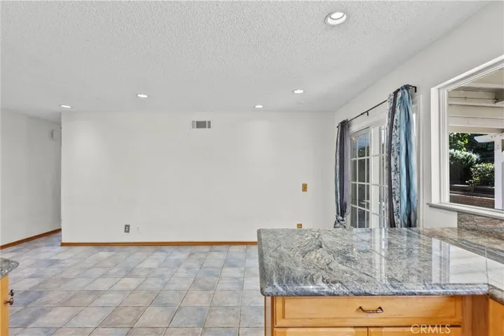 27717 Sequoia Glen, Valencia, California 91354