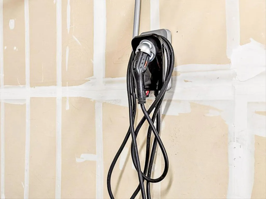 1889 Sable Place, San Jose, California 95133 home-pic-36