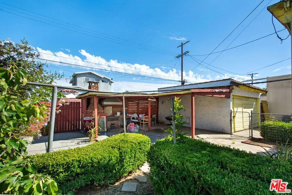 8106 S Normandie Avenue, Los Angeles, California 90044 home-pic-23